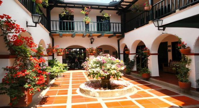 Hospederia La Roca Plaza Principal Bed & Breakfast Boyacá Exterior foto