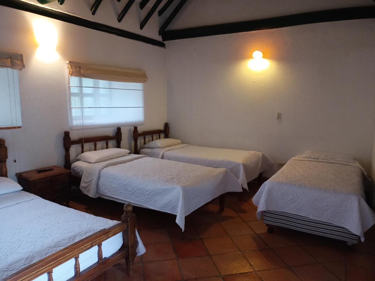 Hospederia La Roca Plaza Principal Bed & Breakfast Boyacá Exterior foto