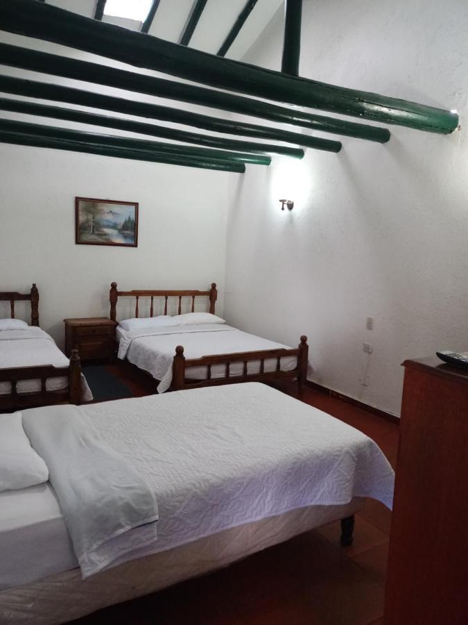 Hospederia La Roca Plaza Principal Bed & Breakfast Boyacá Exterior foto